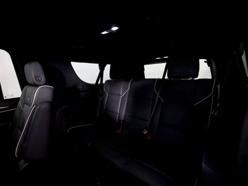 Used 2022 Cadillac Escalade ESV Sport image 17