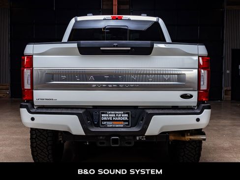 Used 2022 Ford F250 Platinum image 8