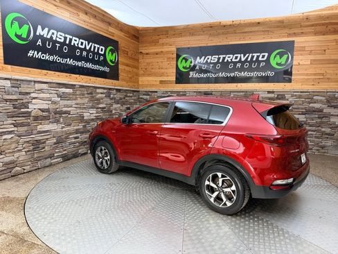 Used 2020 Kia Sportage LX AWD/4WD image 4