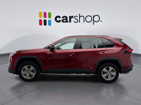 Used 2024 Toyota RAV4 XLE image 2