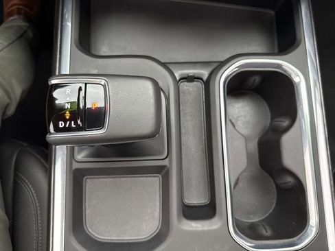 Used 2022 Chevrolet Silverado 1500 LTZ image 33