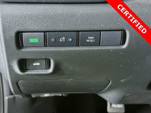 Certified 2025 Nissan Sentra S FWD image 12