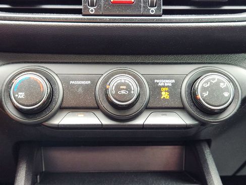 Certified 2021 Kia Forte LXS image 23