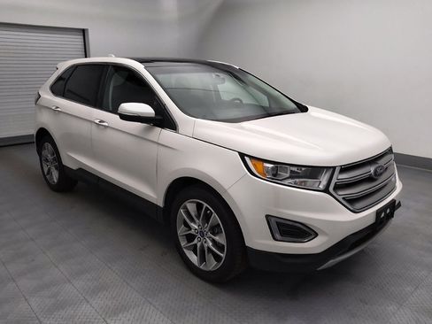 Used 2018 Ford Edge Titanium w/ Equipment Group 301A AWD/4WD image 11