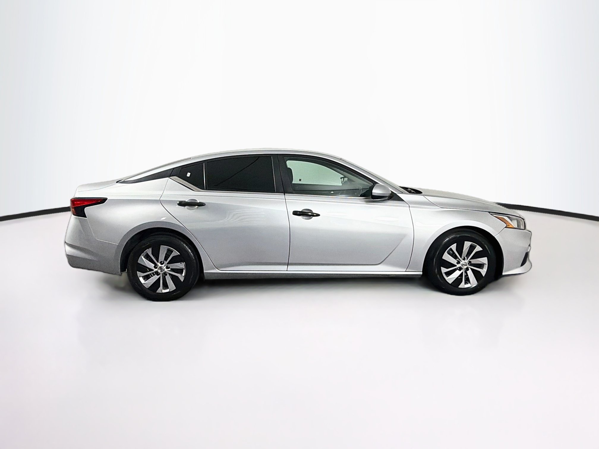Used 2019 Nissan Altima 2.5 S FWD image 10