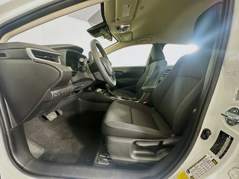 Used 2026 Toyota Corolla LE FWD image 13