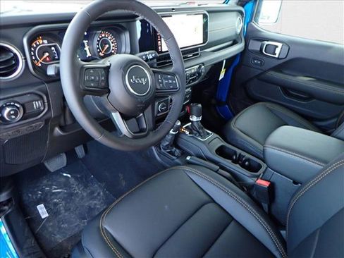 New 2025 Jeep Gladiator Sport image 8