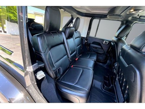 Certified 2023 Jeep Wrangler Unlimited Rubicon 392 w/ Trailer Tow Package AWD/4WD image 24