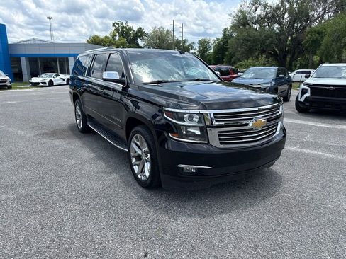 Used 2016 Chevrolet Suburban LTZ RWD image 2