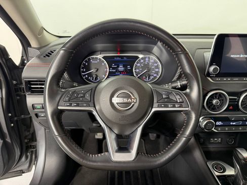 Used 2024 Nissan Sentra SR FWD image 11