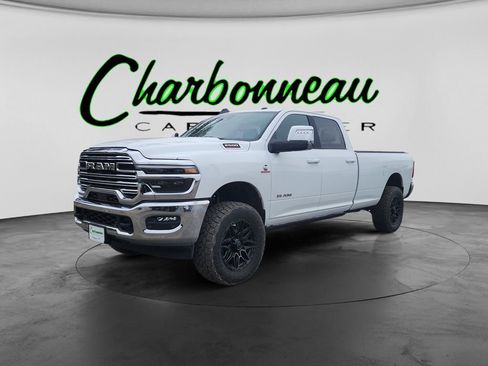 Used 2025 RAM 2500 Laramie AWD/4WD image 1