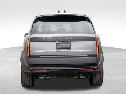 New 2025 Land Rover Range Rover SE image 5
