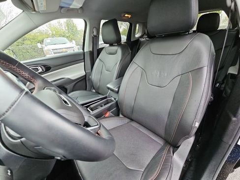Used 2022 Jeep Compass Limited AWD/4WD image 19