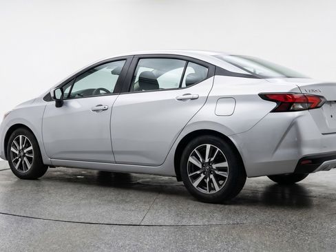 Used 2025 Nissan Versa SV FWD image 6
