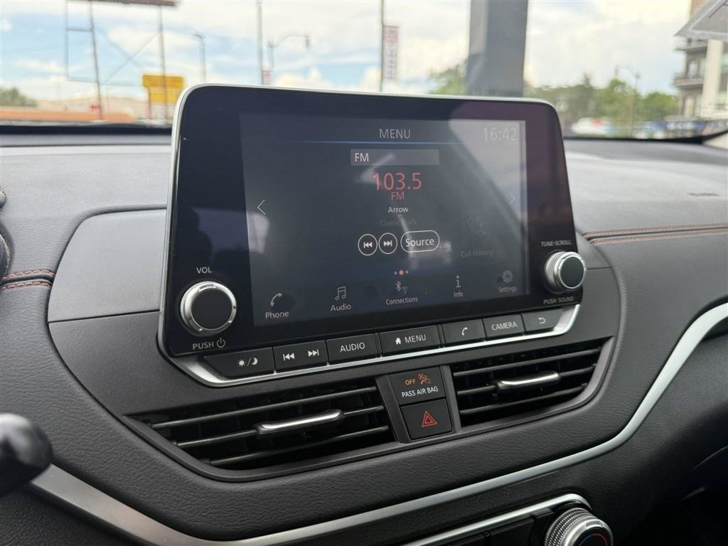 Used 2021 Nissan Altima 2.5 SR FWD image 31