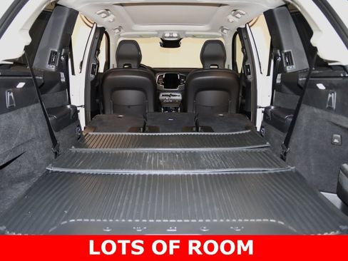 Used 2023 Volvo XC90 B6 Ultimate image 16