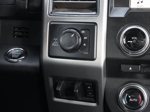 Used 2018 Ford F350 Platinum w/ Platinum Ultimate Package image 37