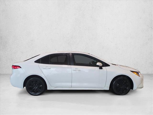 Used 2023 Toyota Corolla LE FWD image 4
