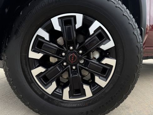Used 2024 Nissan Frontier PRO-4X w/ Off-Road Protection Package AWD/4WD image 9