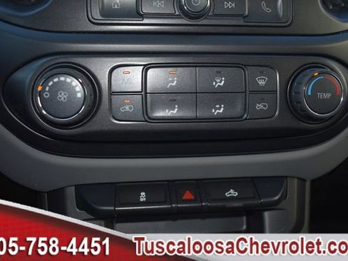 Certified 2022 Chevrolet Colorado W/T image 32