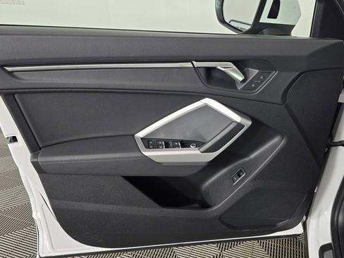 Used 2025 Audi Q3 2.0T Premium image 21