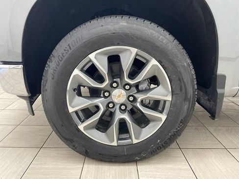 New 2026 Chevrolet Silverado 1500 LT AWD/4WD image 7
