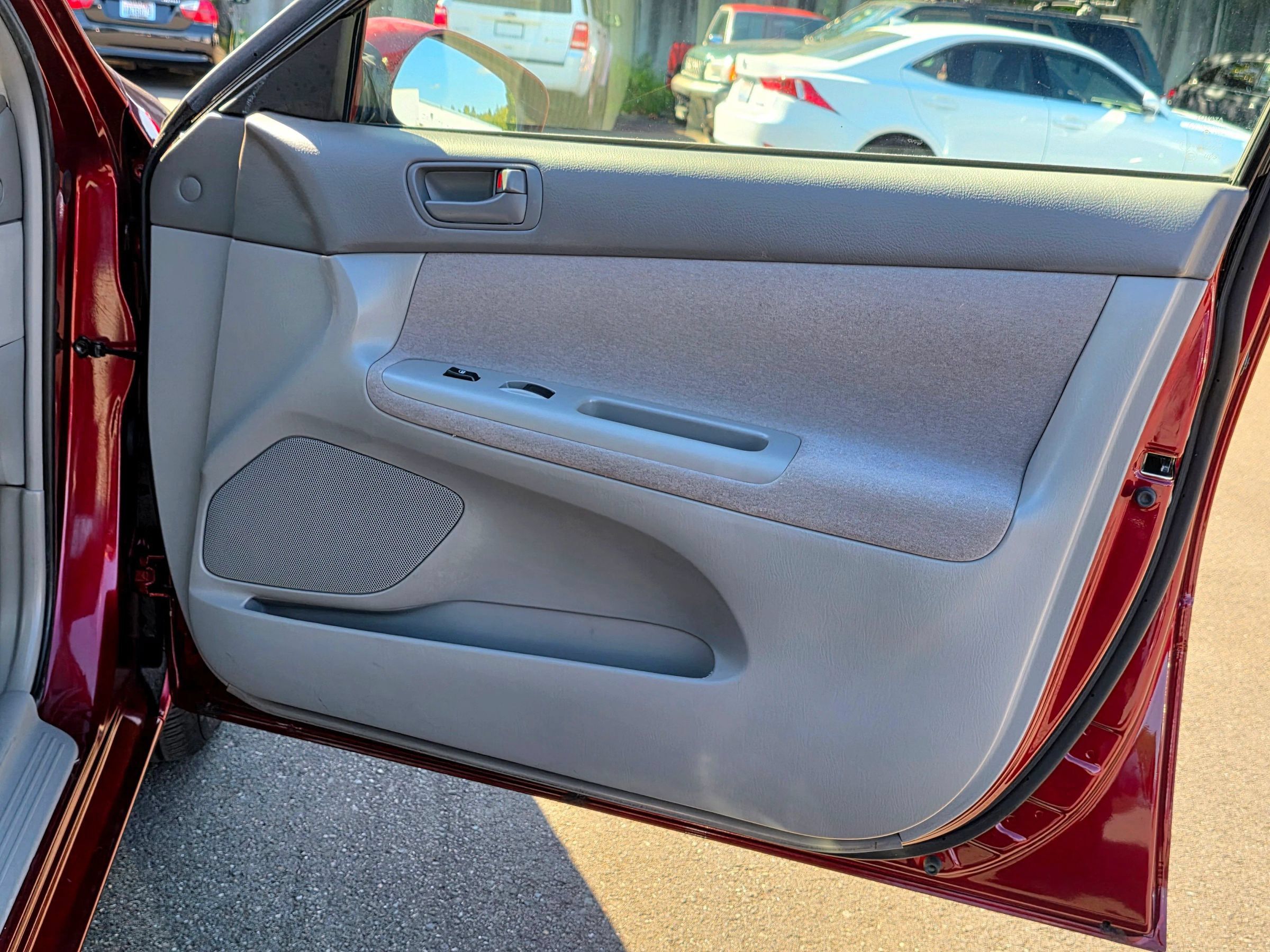 Used 2003 Toyota Camry LE FWD image 44
