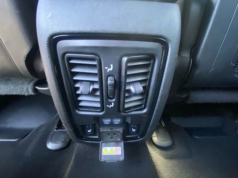 Used 2021 Dodge Durango GT RWD image 24