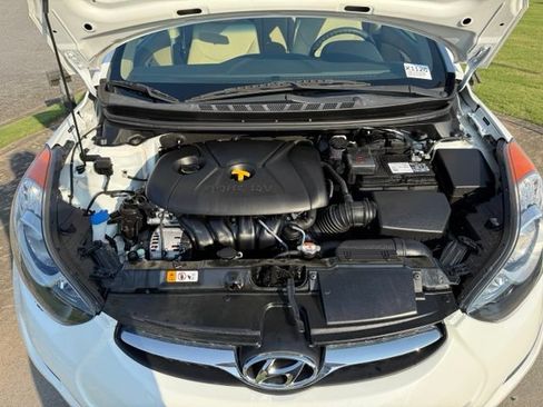 Used 2013 Hyundai Elantra GLS FWD image 30