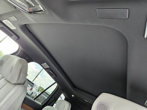 New 2026 Cadillac Vistiq Luxury w/ LPO, Floor Liner Package image 25