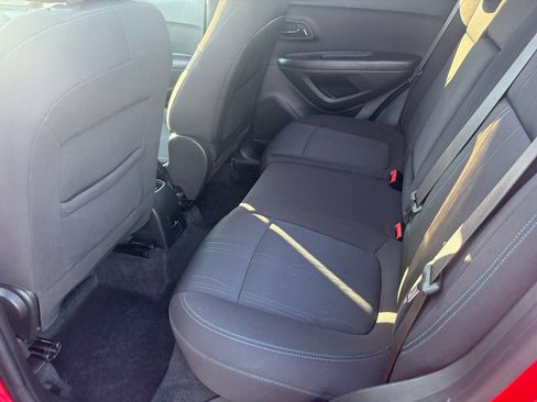 Used 2016 Chevrolet Trax LT w/ LPO, Cargo Package FWD image 24