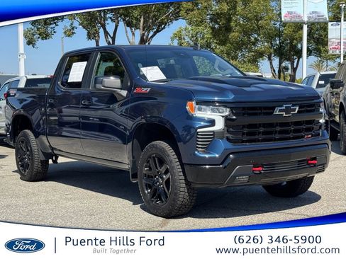 Used 2023 Chevrolet Silverado 1500 LT Trail Boss AWD/4WD image 1
