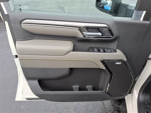 New 2026 Chevrolet Silverado 2500 ZR2 w/ LPO, Dark Essentials Package image 10