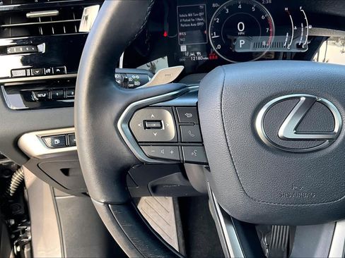 Used 2024 Lexus RX 350 Premium image 22