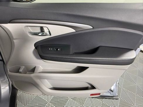 Used 2021 Honda Pilot Special Edition image 47