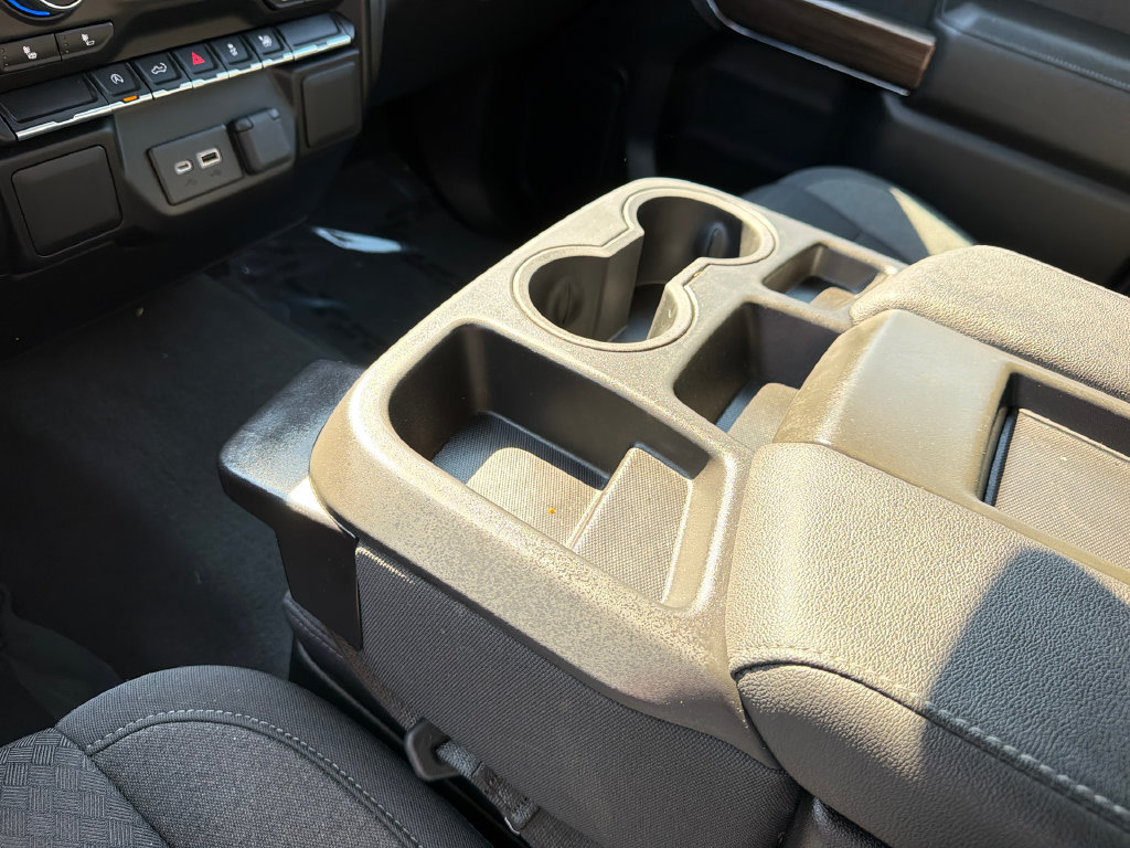 Used 2022 Chevrolet Silverado 1500 LT AWD/4WD image 29