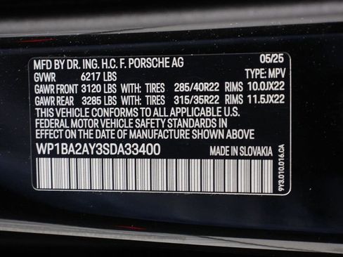 Certified 2025 Porsche Cayenne Coupe image 19