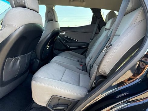 Used 2017 Hyundai Santa Fe Sport FWD image 9
