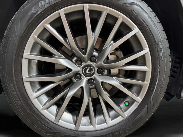 Used 2020 Lexus RX 350 F Sport w/ Accessory Package AWD/4WD image 32