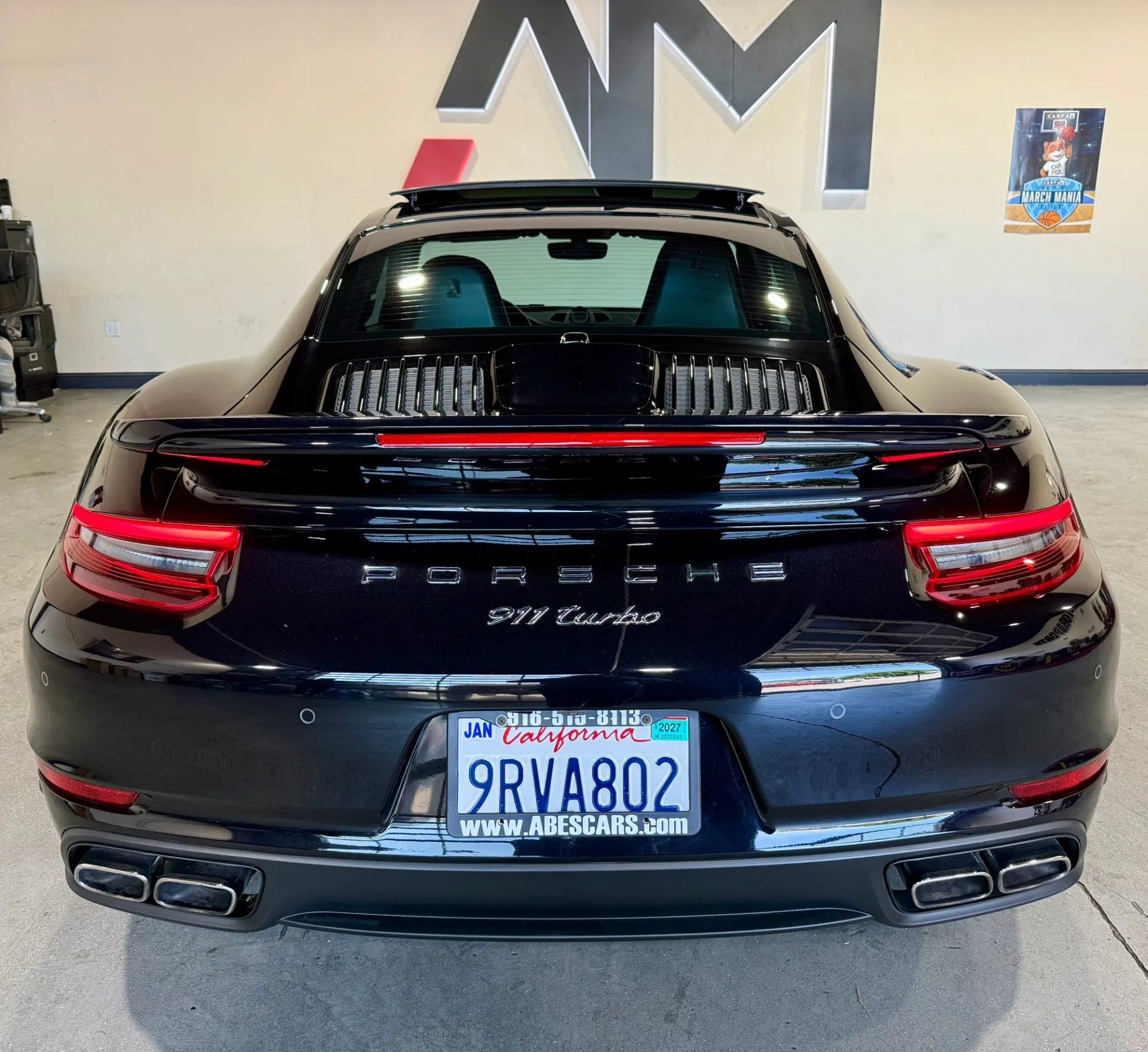 Used 2019 Porsche 911 4 Coupe AWD/4WD image 5
