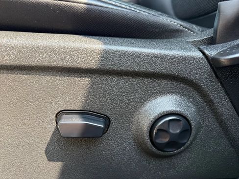 Used 2018 Dodge Journey Crossroad AWD/4WD image 16