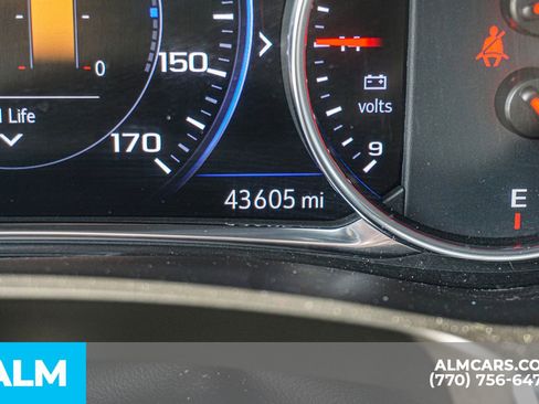 Used 2024 Chevrolet Traverse Premier w/ Redline Edition AWD/4WD image 71