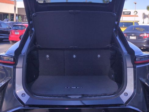 Used 2023 Lexus RZ 450e Premium image 32