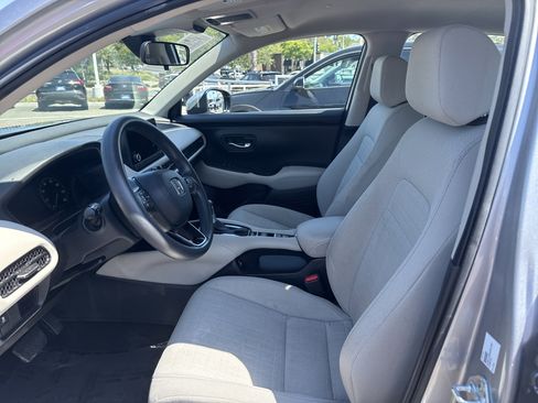 Used 2023 Honda HR-V LX image 13