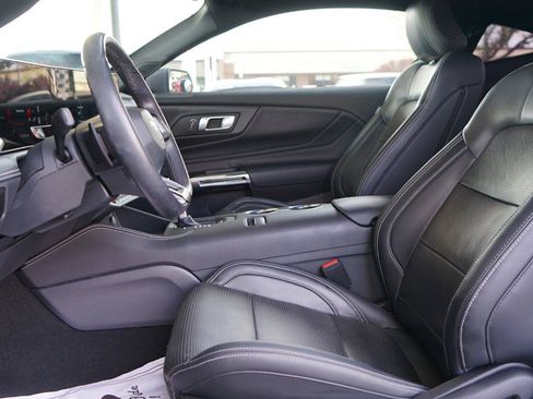 Used 2025 Ford Mustang GT Premium RWD image 19