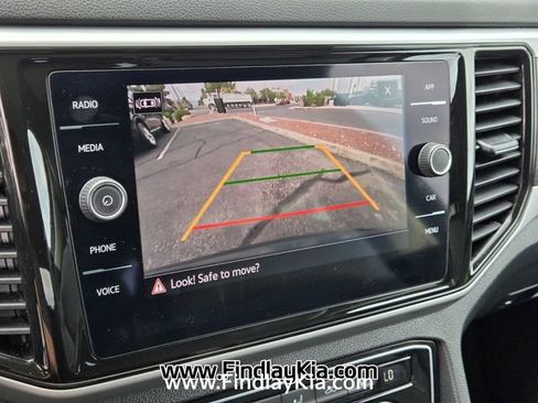 Used 2023 Volkswagen Atlas SE AWD/4WD image 28