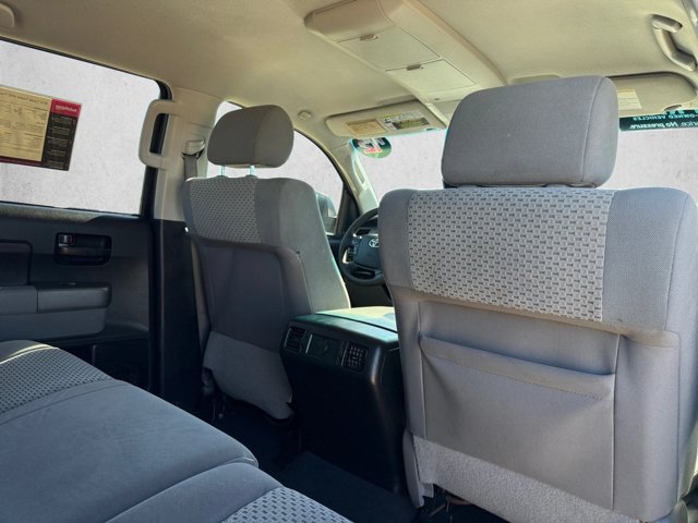 Used 2012 Toyota Tundra 4x4 CrewMax w/ SR5 Pkg image 18