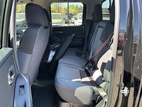 New 2026 Nissan Frontier SV w/ Tow Package image 21