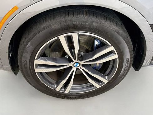Used 2026 BMW X7 xDrive40i AWD/4WD image 33