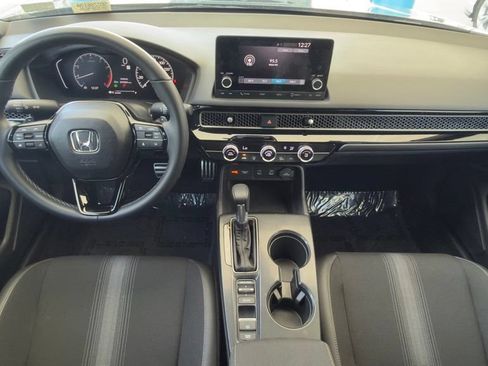 Used 2025 Honda Civic Sport image 18